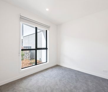 Tri Level, Bright and Brand New, Exclusive Living - Photo 4