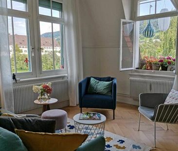 Grosszügige 5-Zimmer-Wohnung mit Seeblick - Photo 1