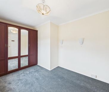 2 bedroom maisonette to rent - Photo 2