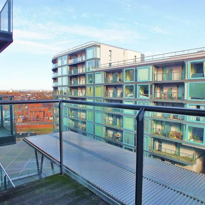 1 bedroom Flat To Let - Photo 1