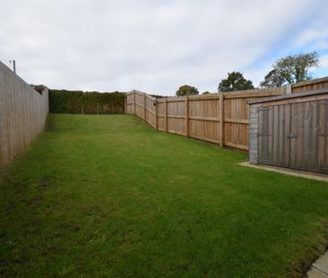 3 Bedroom Semi Detached To Let - Photo 5