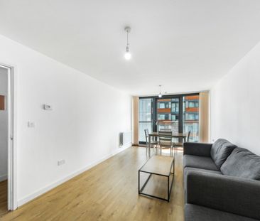 1 Bed Flat, Proton Tower, E14 - Photo 5