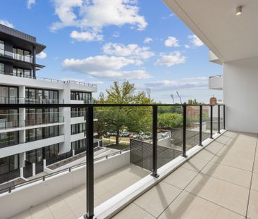 Where coming home feels like going away! - Photo 4