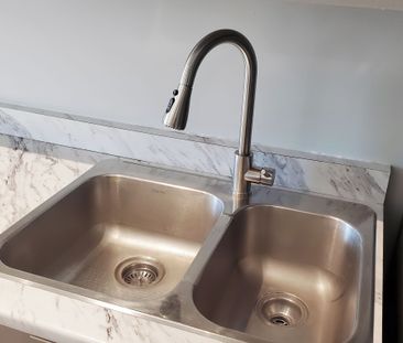 For Lease - 3058 Sixth Line Unit# 304, Oakville, Ontario - Photo 3