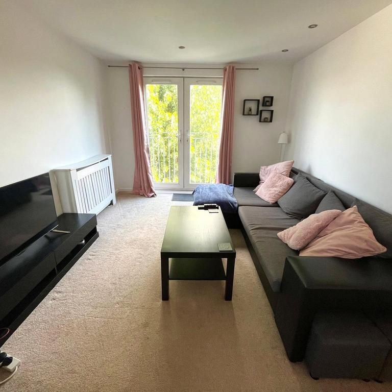 2 bedroom apartment to rent - Photo 1