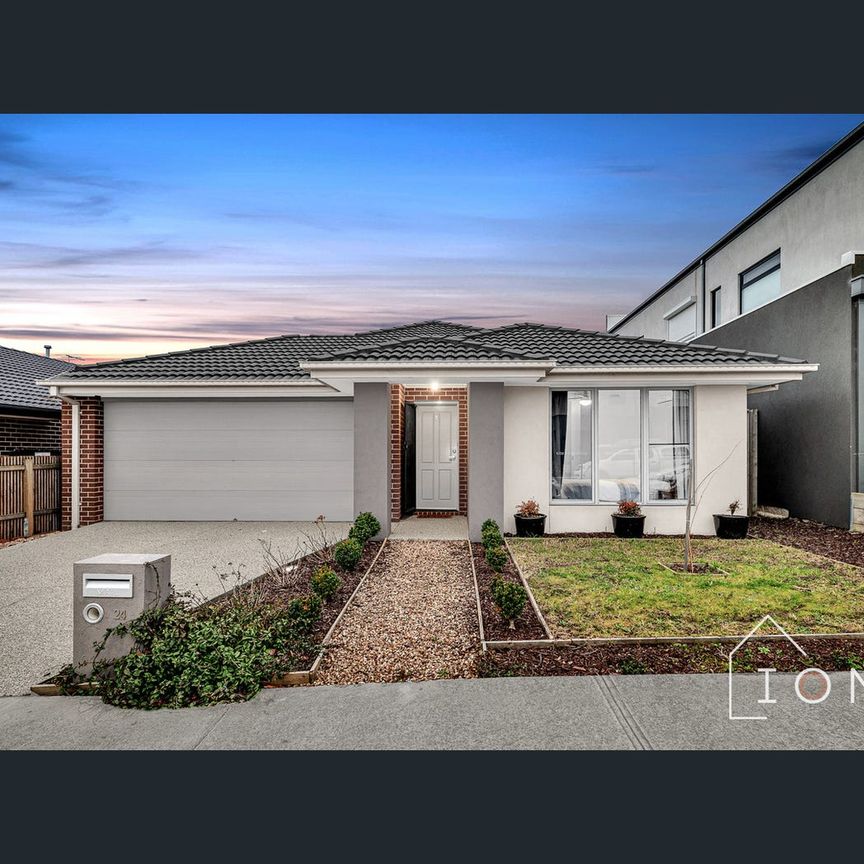 5 Charger Lane, Cranbourne East, Vic 3977 - Photo 1