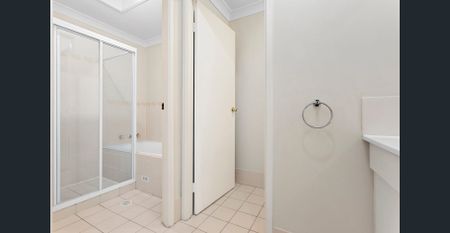 Quality 3 Bedroom Home in Highly Desirable Area - Photo 2