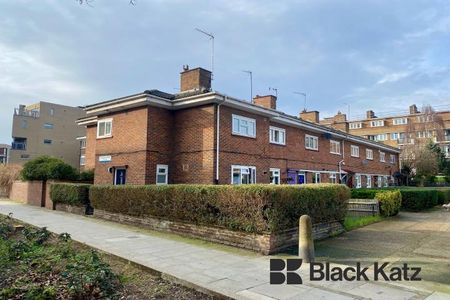 Semi detached, recently refurbished house off Burgess Park - Photo 3