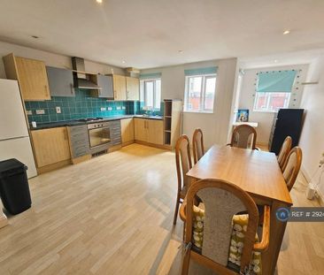2 bedroom flat to rent - Photo 4