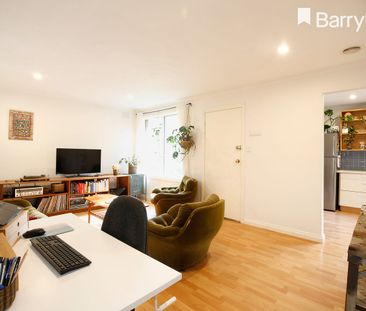 1/6 The Spur, Frankston South, Vic 3199 - Photo 2