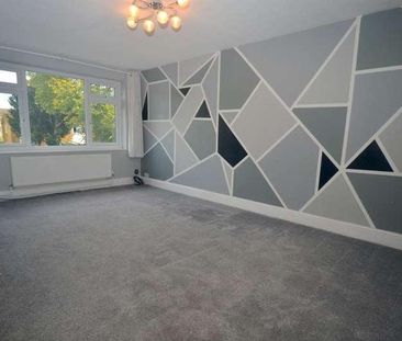Jasmin Road, Ewell West, Surrey, KT19 - Photo 2