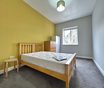 3 bedroom terraced house to rent - Photo 6