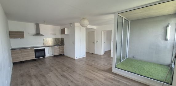 Location Appartement 2 pièces 45m² LILLE 59000 - Photo 2