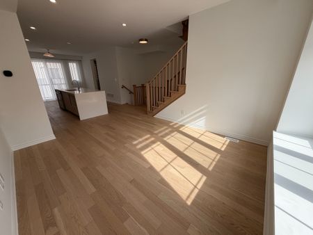 For Lease - 120 Avani Avenue, Markham, Ontario - Photo 3