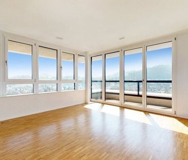 Are you looking for a modern apartment in a central location? - Photo 1