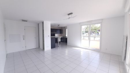 location Appartement T2 DE 49.9m² À LEGUEVIN - Photo 5