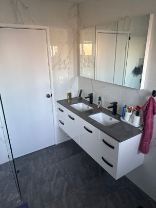 Albany Creek - Photo 1