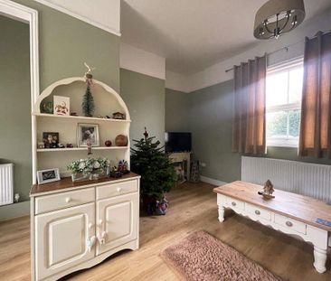 2 bedroom terraced house to rent - Photo 3