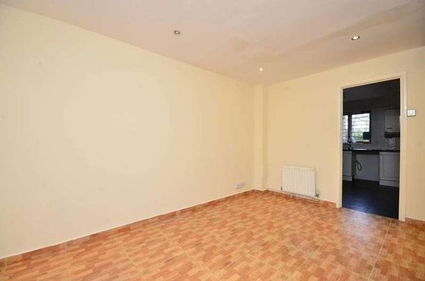 Borrodaile Road, Earlsfield, SW18 - Photo 1