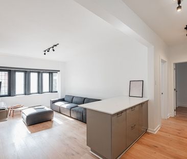 Castle Lofts - Photo 3