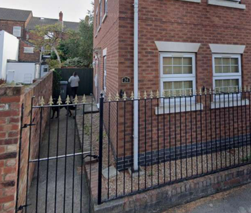 Serviced Accommodation - Photo 1