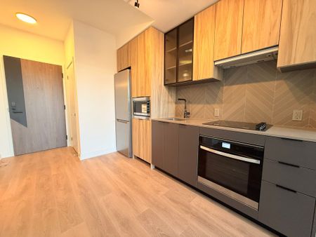 For Lease - 1037 The Queensway N/A Unit# 416, Toronto, Ontario - Photo 2