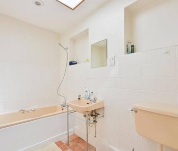 3 bedroom bungalow to rent - Photo 4