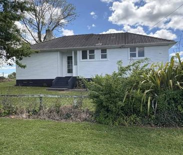 Three-Bedroom Family Home for Rent in Putaruru - Photo 4