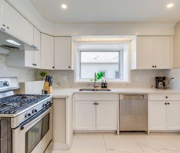 For Lease - 577 Trudale Court, Oakville, Ontario - Photo 6