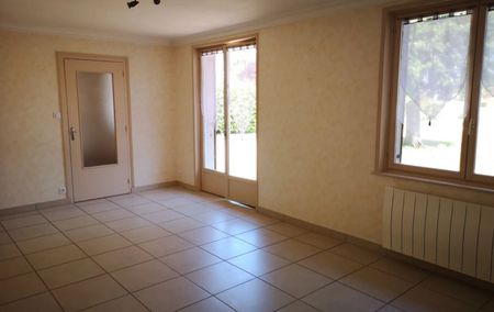 Location Maison Plain pied Manziat - Photo 2