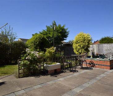 1 bedroom detached house to rent - Photo 3