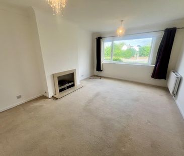 Comyns Court, Sandhurst, GU47 - Photo 4