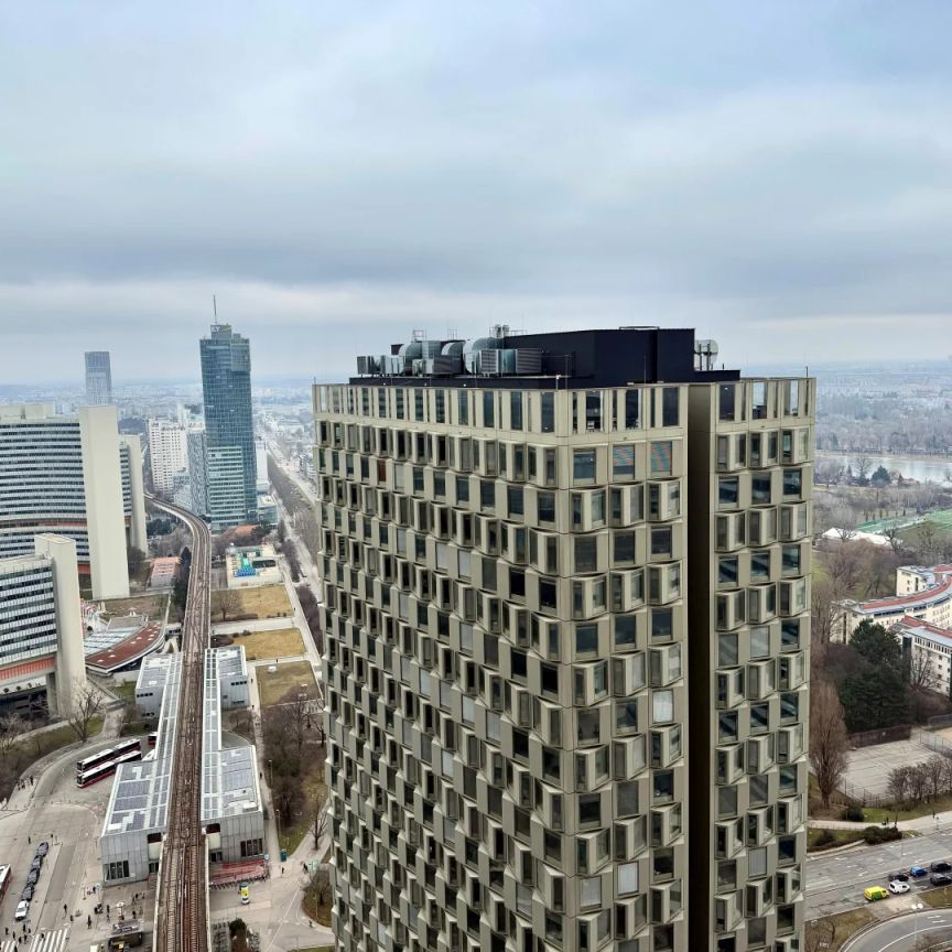 DC2 Tower: SKY RESIDENCES - Photo 1