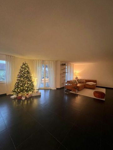 Morderne 5½-Zimmerwohnung in einem ruhigen Quartier - Photo 3