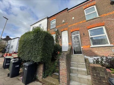 Milton Road - Bed Terraced House - Central Luton - Lu - Part Furnished, LU1 - Photo 4