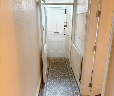 4 bedroom private hall to rent - Photo 2