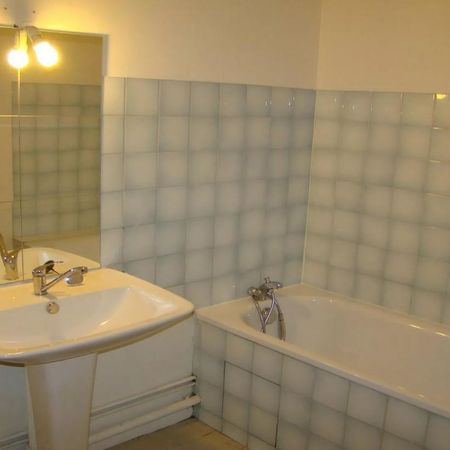 Location Appartement 1 pièce 30m² VITROLLES 13127 - Photo 4