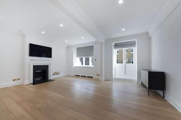 Woods Mews, Mayfair, W1K - Photo 1