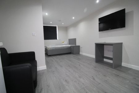 Market Street West Flat, PRESTON, Lancashire PR1 2HB - Photo 5