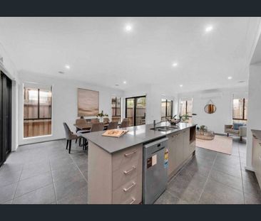 41 Matheson Avenue, Wyndham Vale, Vic 3024 - Photo 3