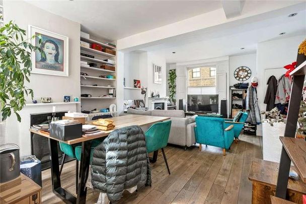 Quilter Street, London, E2 - Photo 1