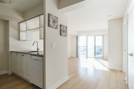 For Lease - 125 Village Green Square Unit# 2306, Toronto, Ontario - Photo 2