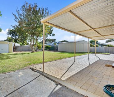 Charming 3 x 1 with Huge Powered Shed & Side Access - Photo 5