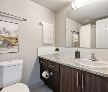 Vista Tower - 1 Bedroom - Photo 4