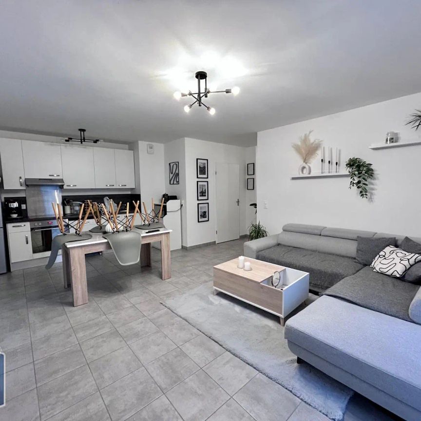 Appartement à louer 3 pièces 62.6m² - Photo 1