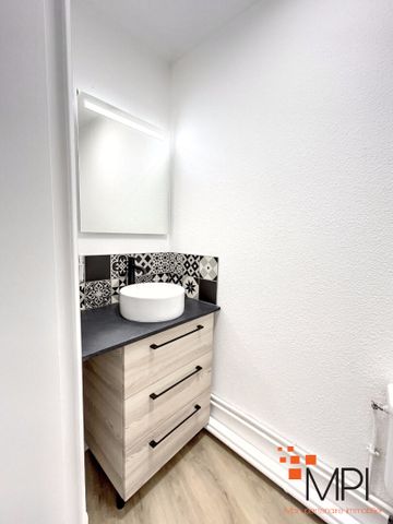 Location Appartement 1 pièce 25m² - Photo 3