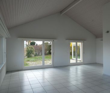 6 1/2-Zimmer-Einfamilienhaus an unverbaubarer Aussichtslage - Photo 1