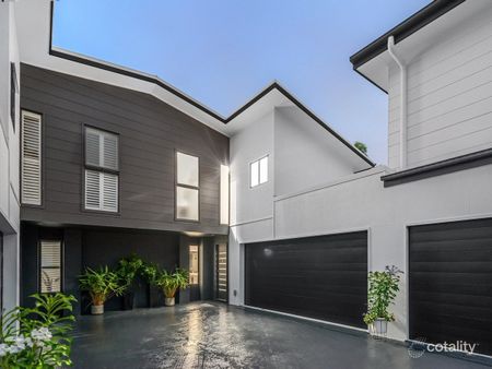 Poets Corner … Let's Entertain! - Photo 2