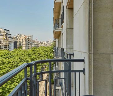 Location appartement, Paris 8ème (75008), 3 pièces, 91 m², ref 82654886 - Photo 5