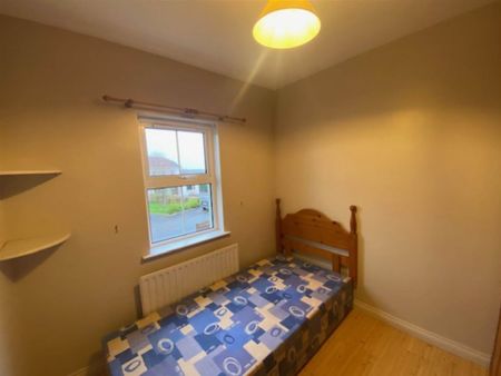 28 Blackrock Drive, Ballybofey, County Donegal - Photo 4